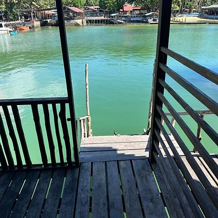 Hotel Mooi Park Sorong Exteriér fotografie