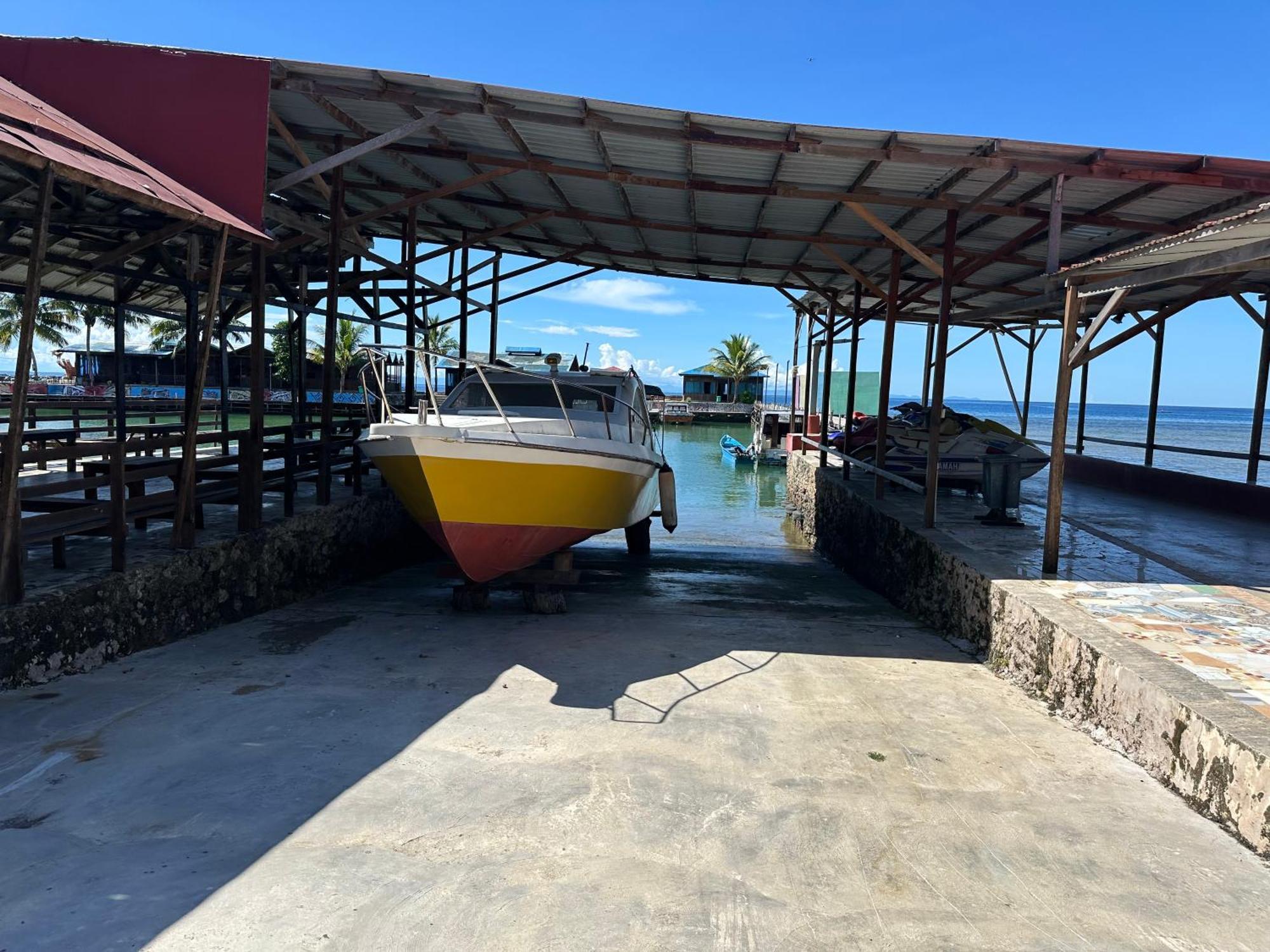Hotel Mooi Park Sorong Exteriér fotografie