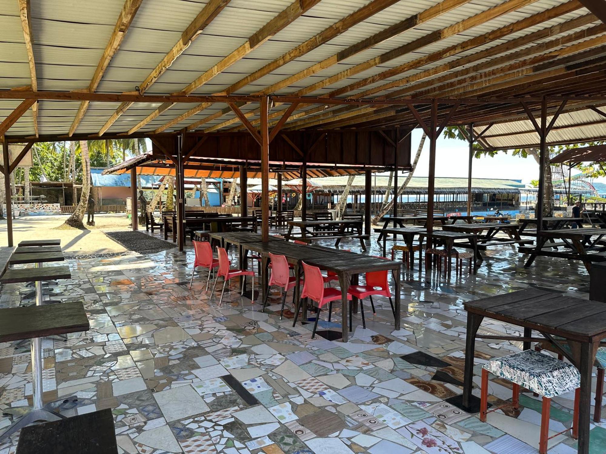 Hotel Mooi Park Sorong Exteriér fotografie